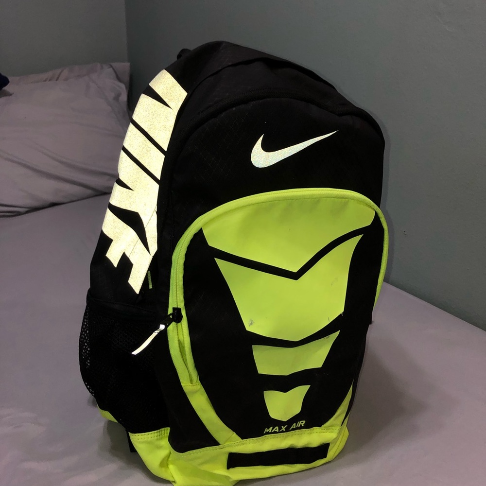 NIKE VAPOR MAX AIR LARGE BACKPACK